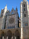 25leon catedral entrada principal.JPG (75708 bytes)